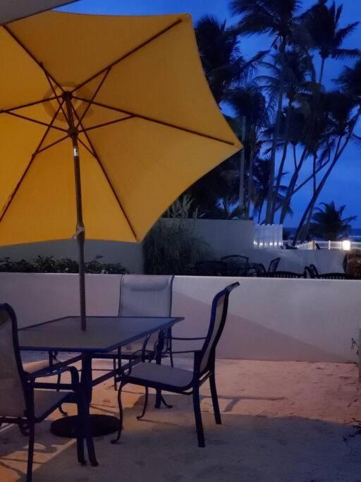 1St Level Unit Steps To Beach- Cold Air Conditioner At Poza Del Mar Luquillo Buitenkant foto
